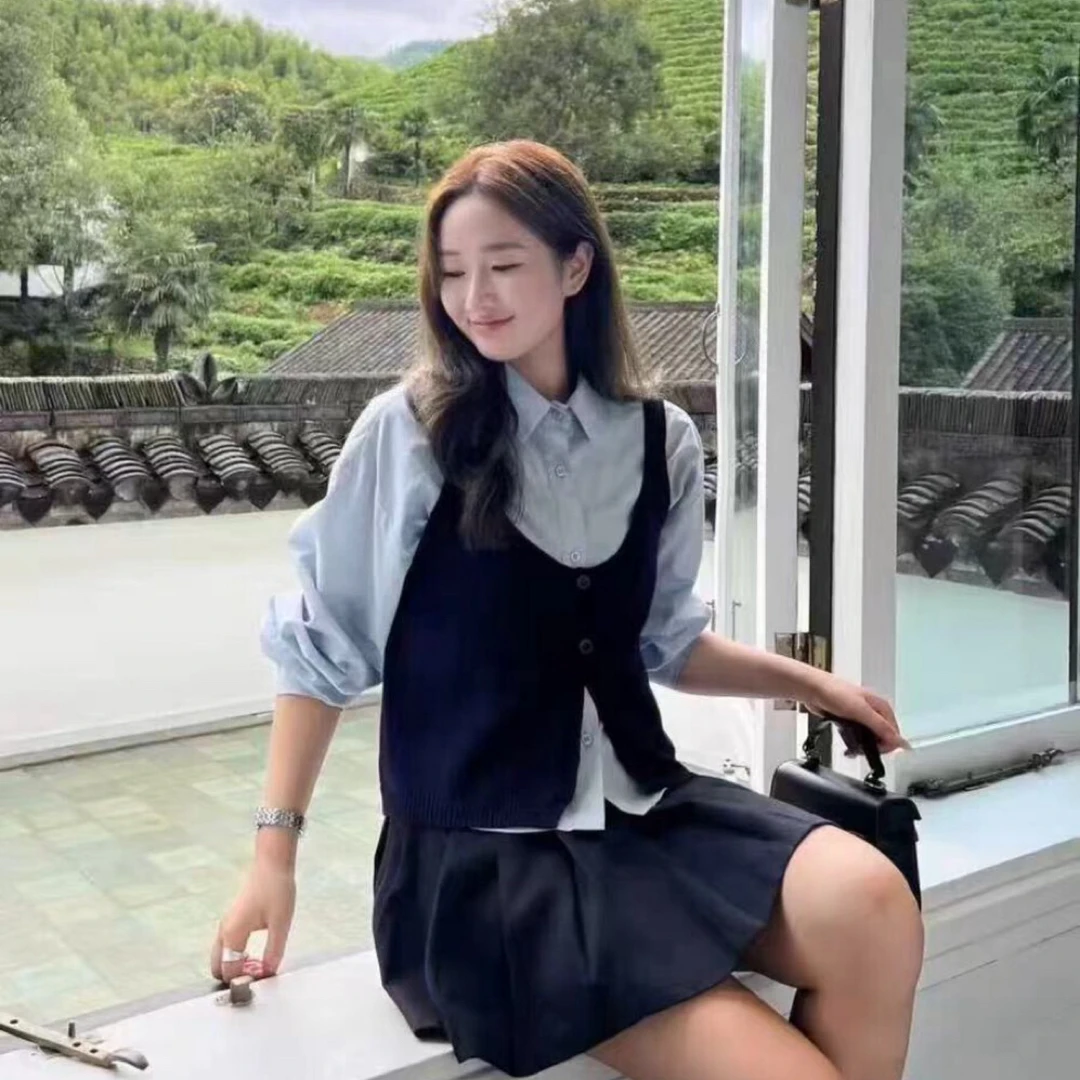 【张开心】2025秋季新韩版时尚设计感减龄长袖衬衫女针织吊带两件套