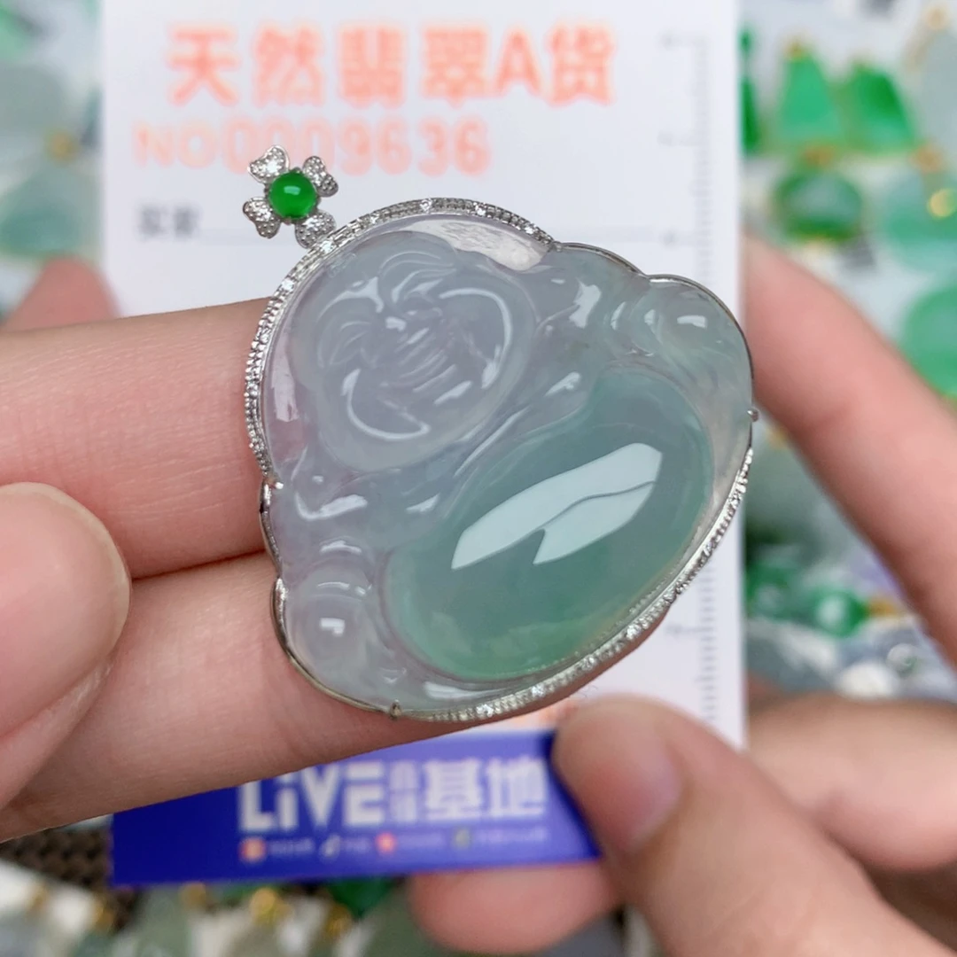 翡翠18K金镶嵌颈饰佛公