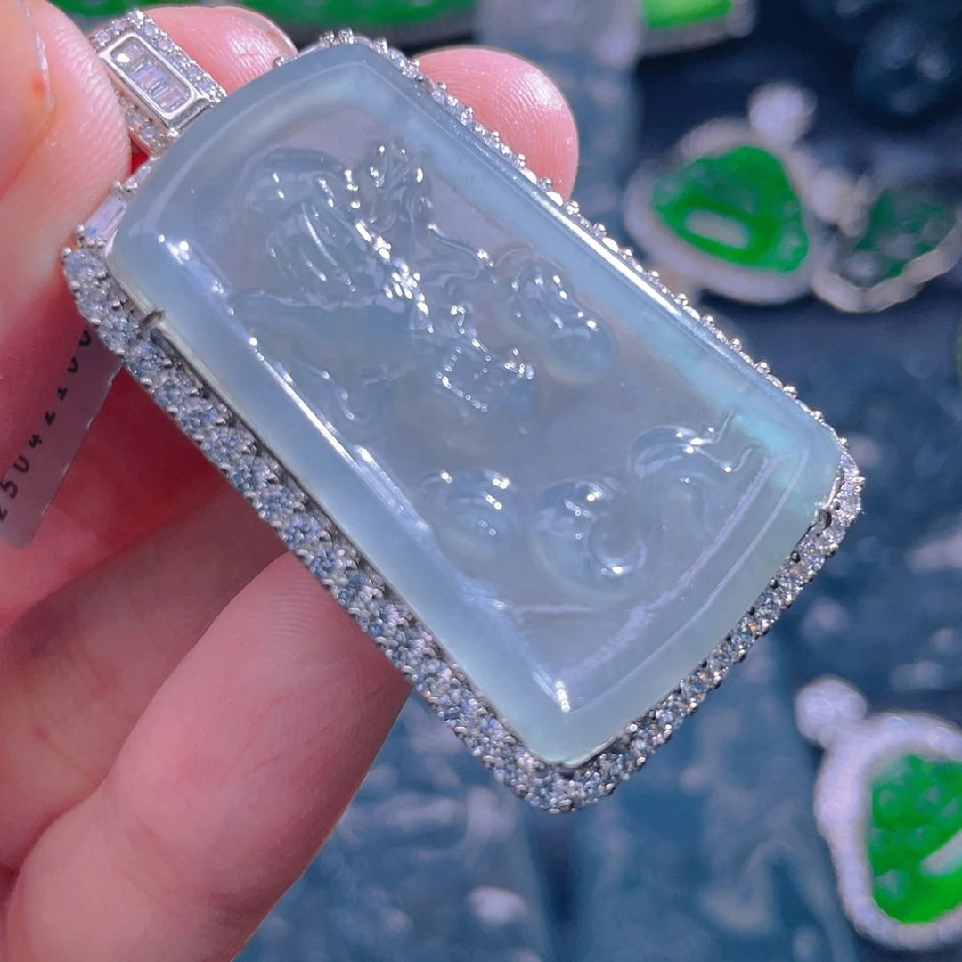 颈饰未镶嵌翡翠翡翠