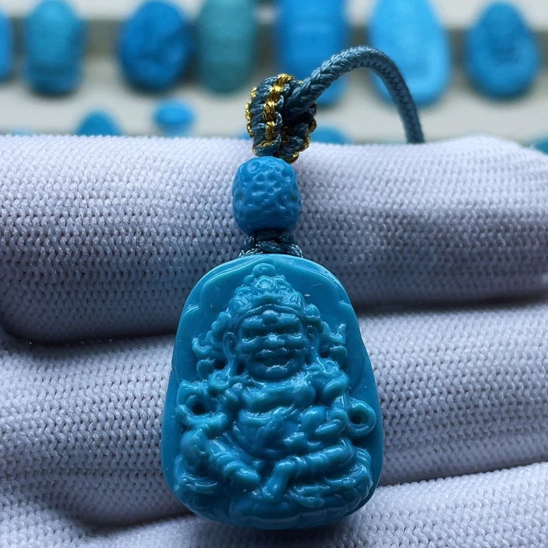 绿松石未镶嵌颈饰