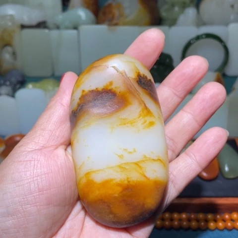 孤***狼和田玉未镶嵌挂件