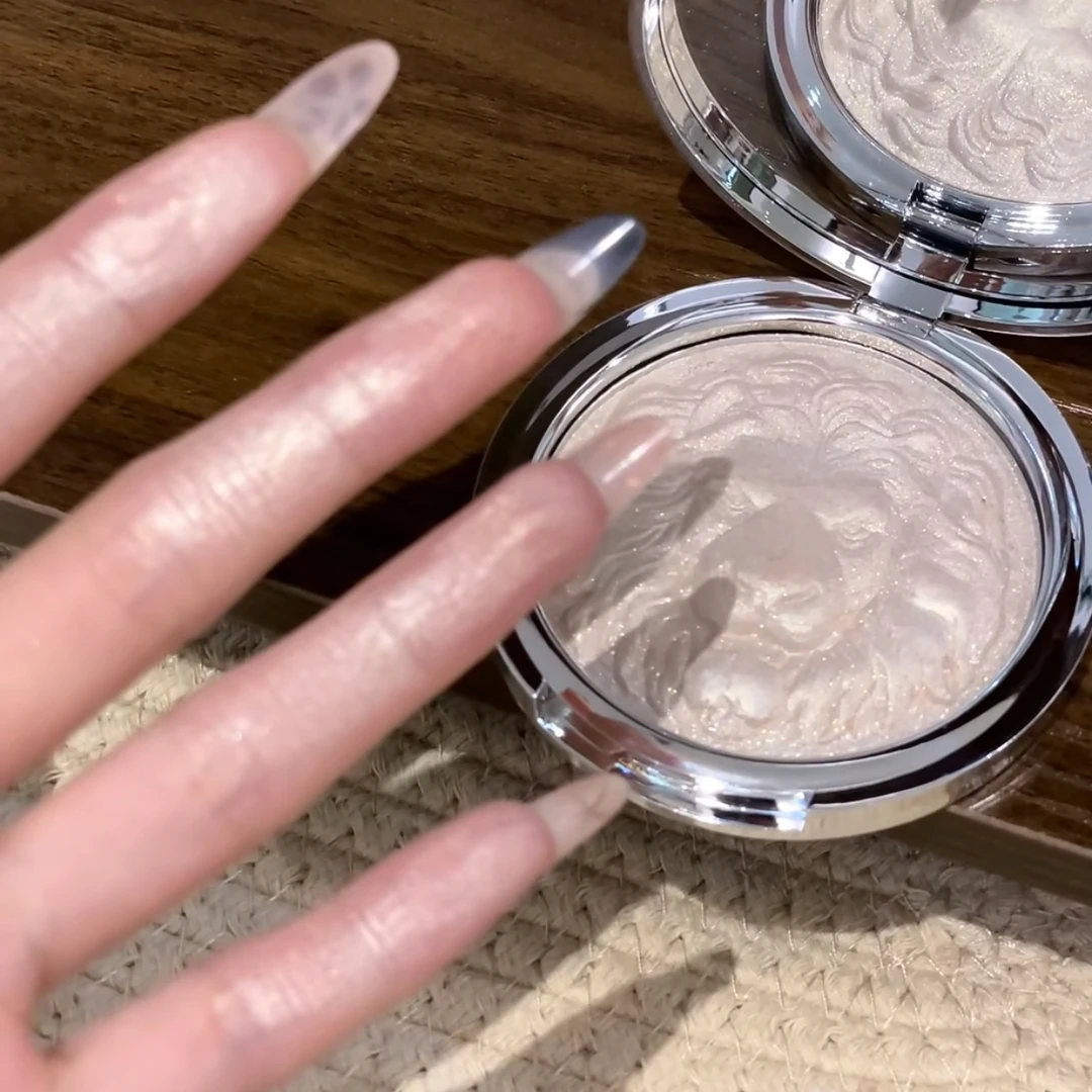 狮子高光粉修容盘提亮鼻头爆闪提亮生姜色高光遮泪沟透亮高光膏