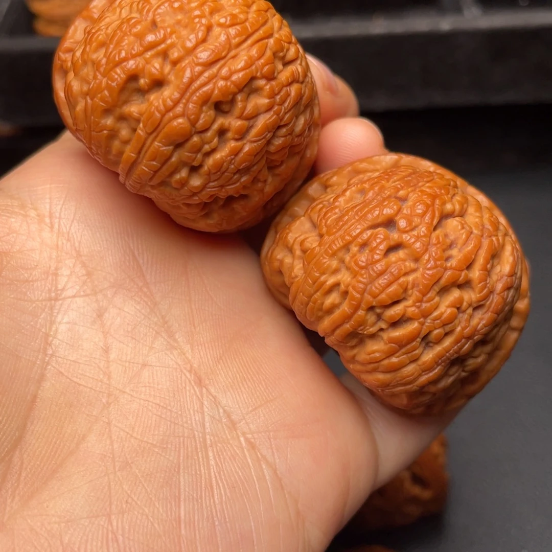 文玩核桃把件秦岭山脉核桃