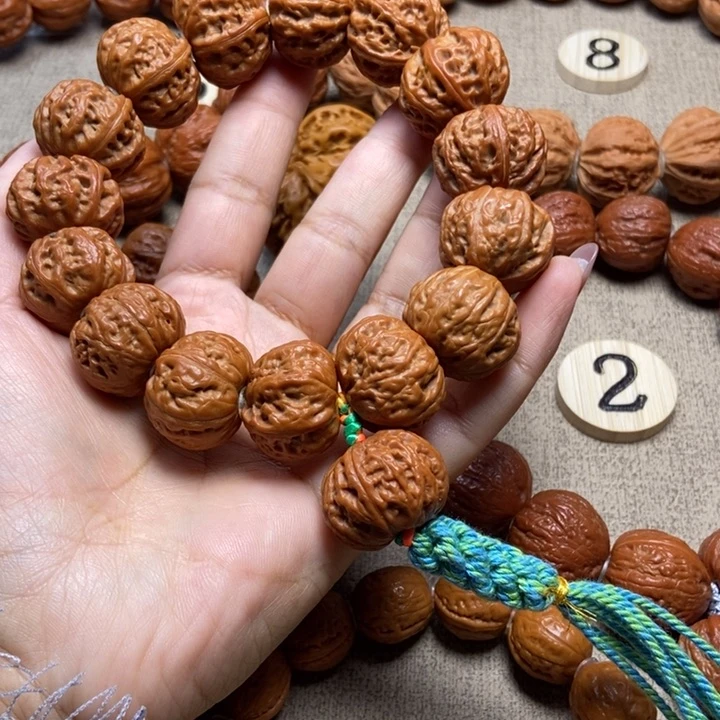 文玩核桃吊坠阿****室珊瑚磨盘