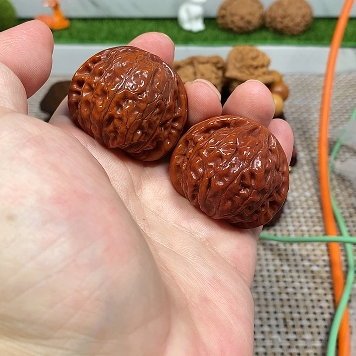 文玩核桃把件宫灯