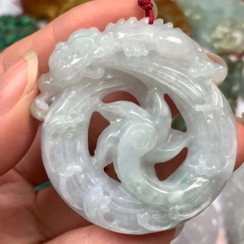 翡翠颈饰未镶嵌翡翠