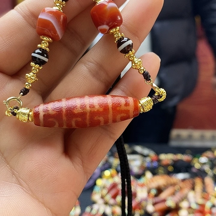 玛瑙/玉髓（覆膜）合金颈饰