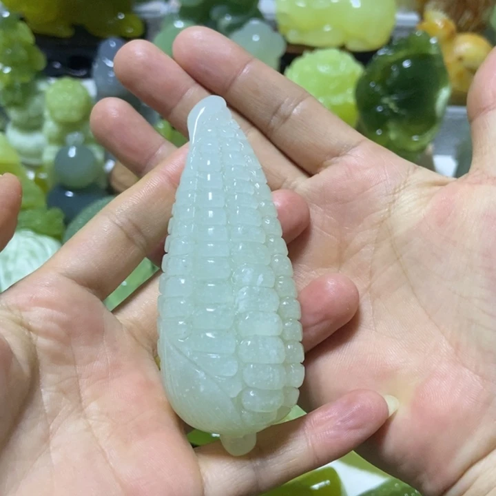 【闪购商品】未镶嵌蛇纹石玉把件