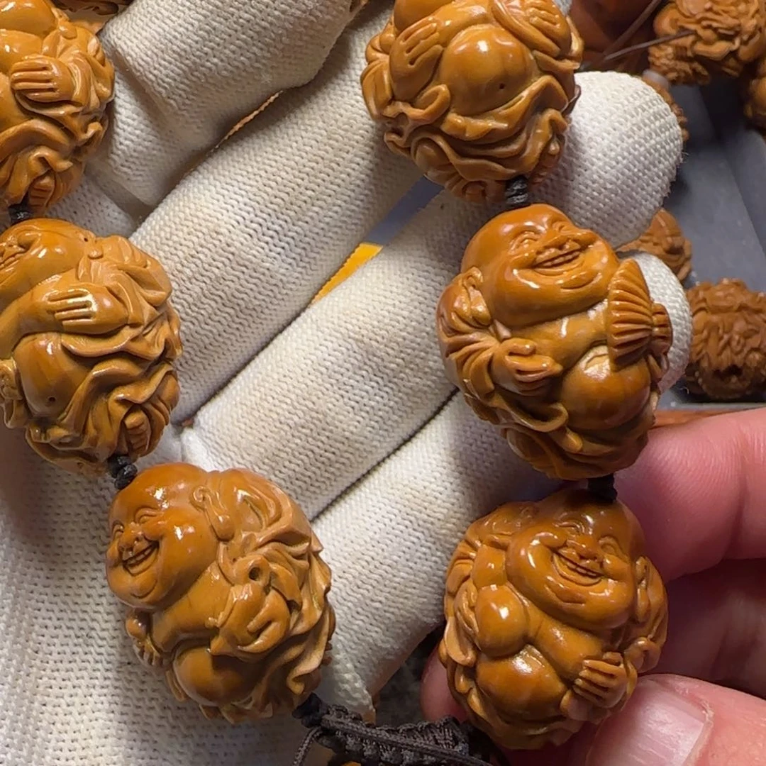 橄榄核吊坠八宝弥勒