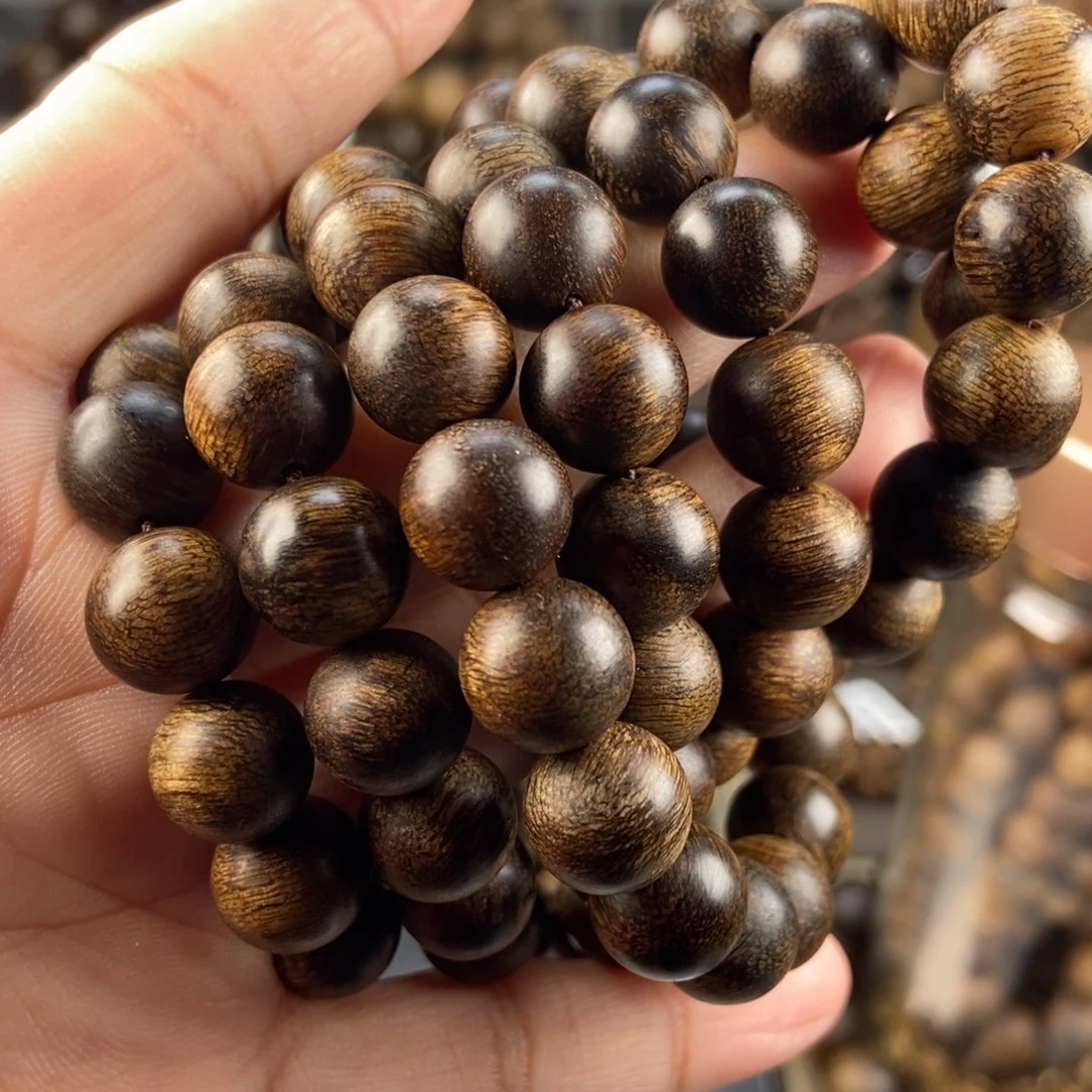 沉香手串小*滴越南芽庄留疤白棋玉化