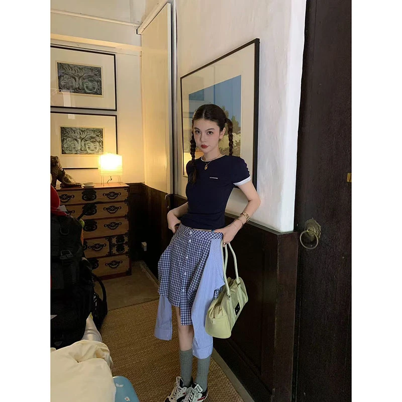 时尚设计感撞色圆领正肩T恤女夏季2025新款修身显瘦辣妹短袖上衣