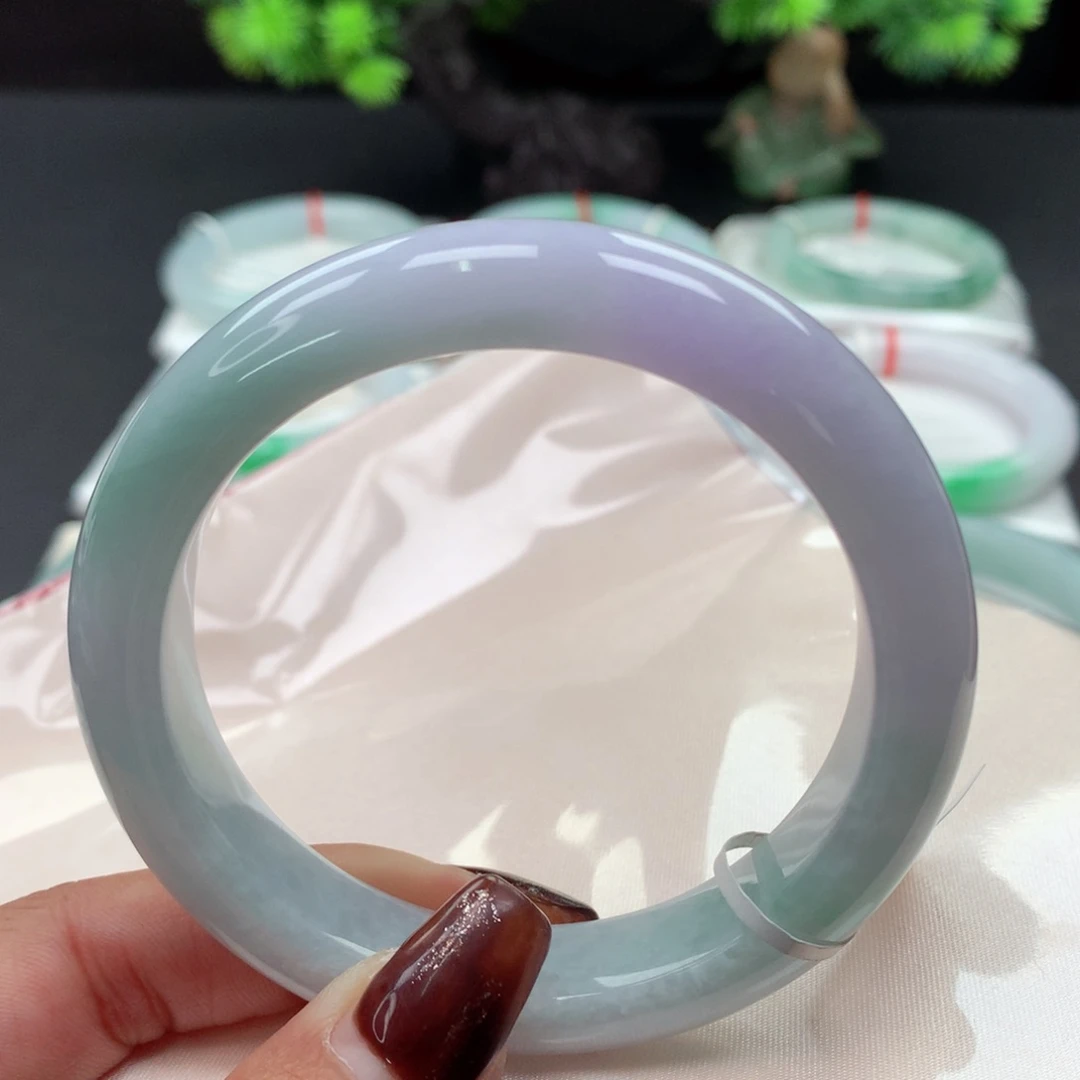 翡翠手镯未镶嵌 正圈58 春彩