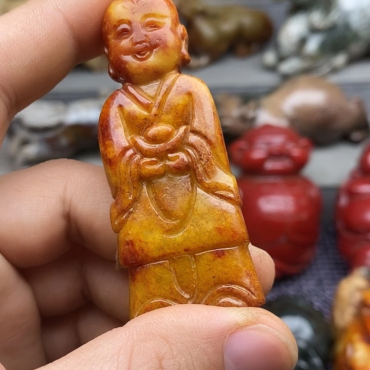 未镶嵌蛇纹石玉颈饰