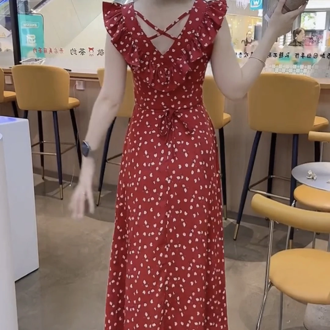 法式飞飞袖荷叶边V领修身显瘦收腰碎花夏季长款连衣裙