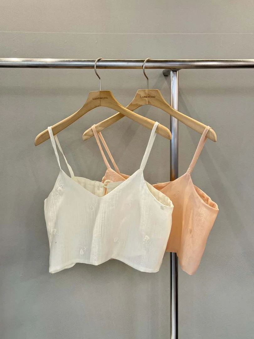 【木屋新款no退no换】狮子姐姐春季新款刺绣花花吊带