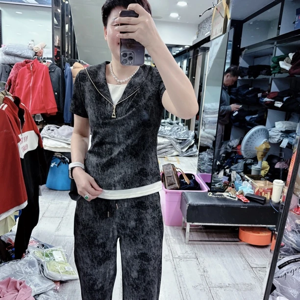 时尚特色渲染3色假2件大码套装7606品