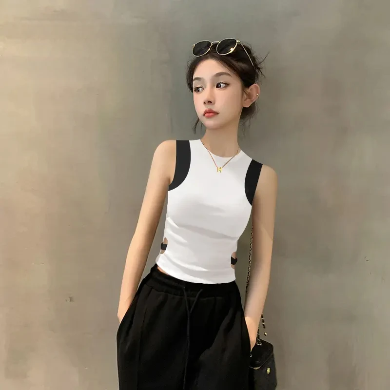 欧若风2025新款春夏季黑色吊带女拼接设计感小众内搭无袖背心上衣