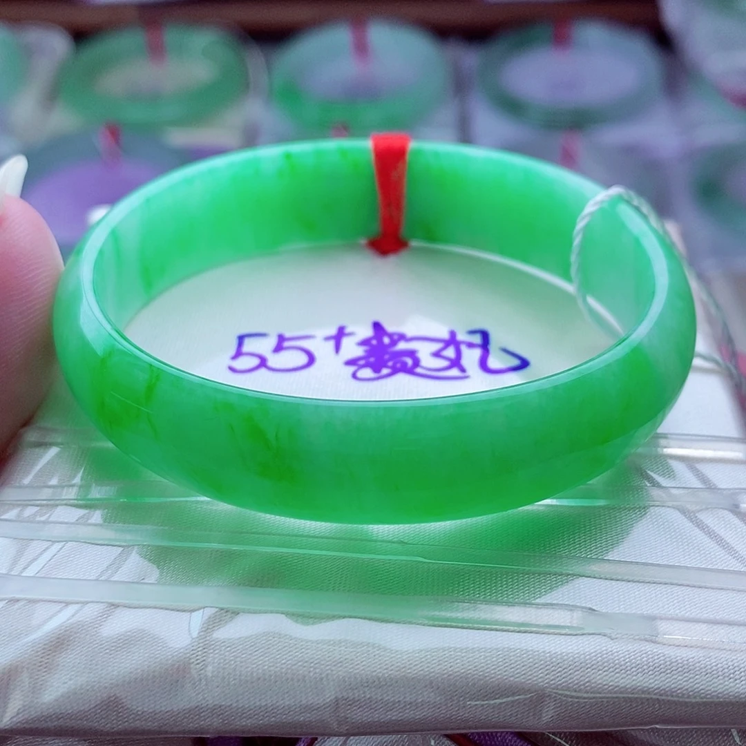翡翠未镶嵌手镯（贵妃镯）801正阳绿冰润高贵优雅艳丽迷人