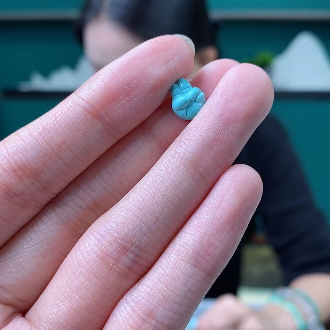 绿松石未镶嵌珠宝奇石