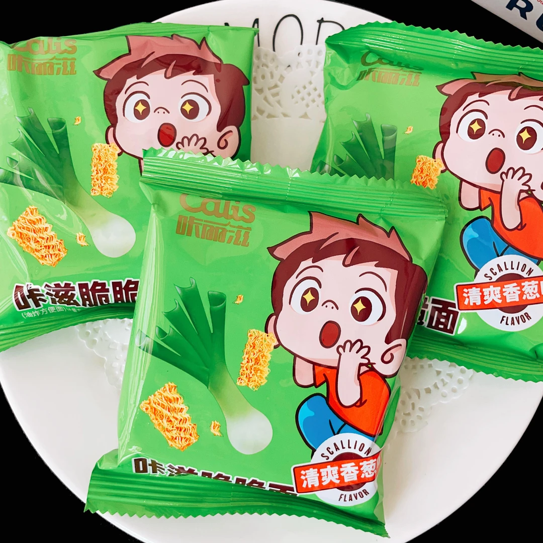 脆脆面蟹黄红烧牛肉清爽香葱味韩式火鸡味干吃面零食