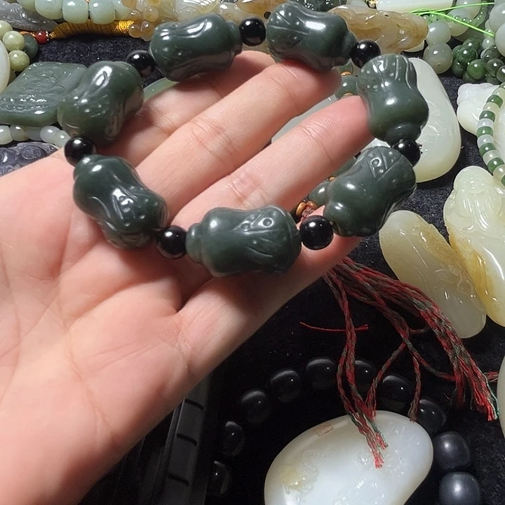 未镶嵌手串和田玉