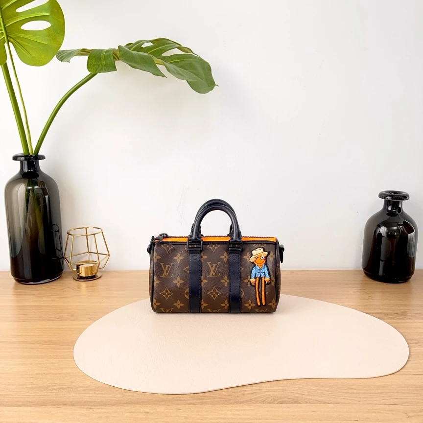 95新 LouisVuitton/路易威登 【九筒奢品】稻草人Keepall单肩包8013