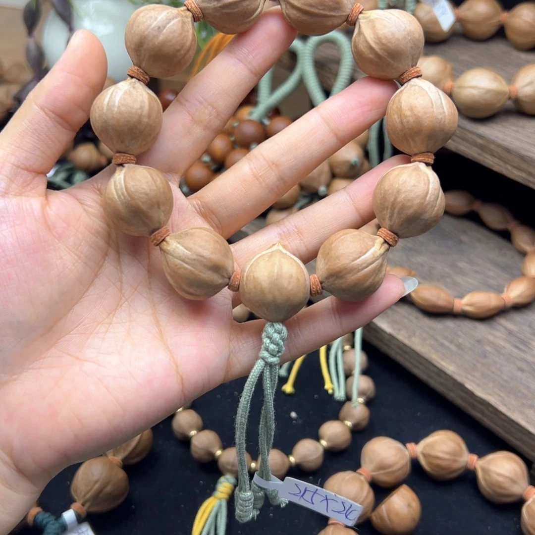 手串橄榄核小****动215×24