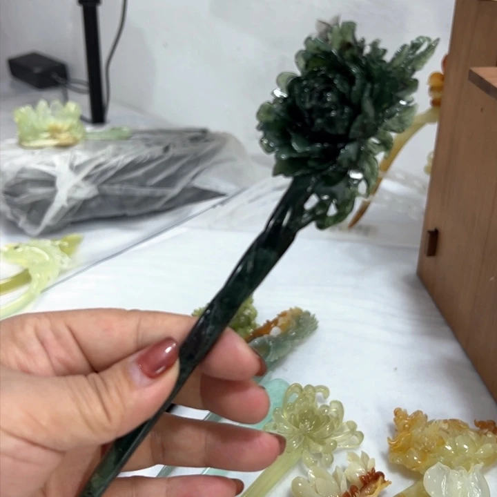 定制蛇纹石玉毛货发饰