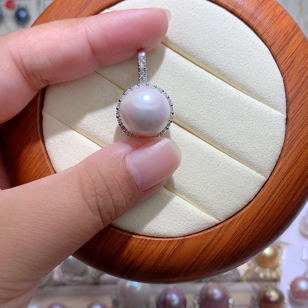 未镶嵌淡水珍珠吊坠(赠链)CC有瑕疵14mm