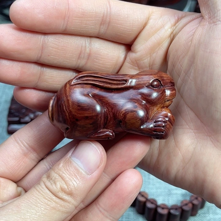 把件黄花梨/降香黄檀兔子