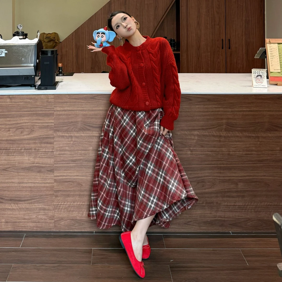 格子不起球半身裙百搭减龄红色针织衫2540＋格纹半身裙8668套装