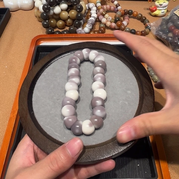 吊坠菩提根/象牙果芋泥大肠