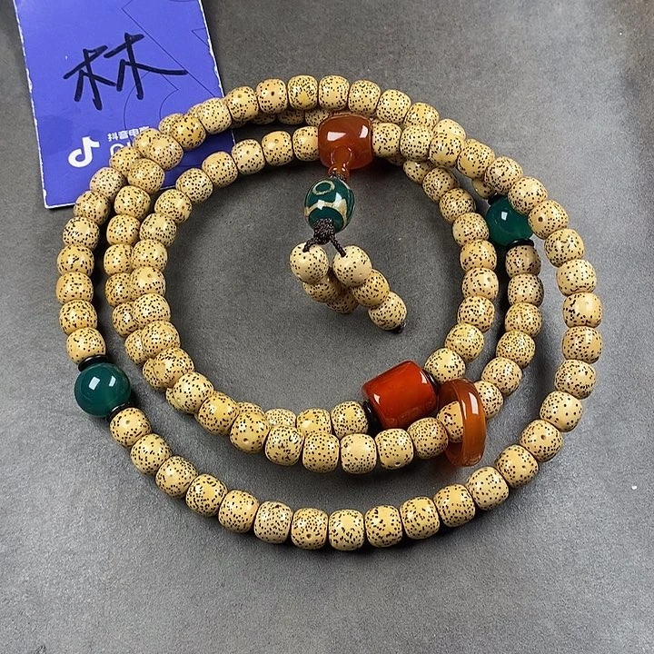 星月菩提吊坠菩提