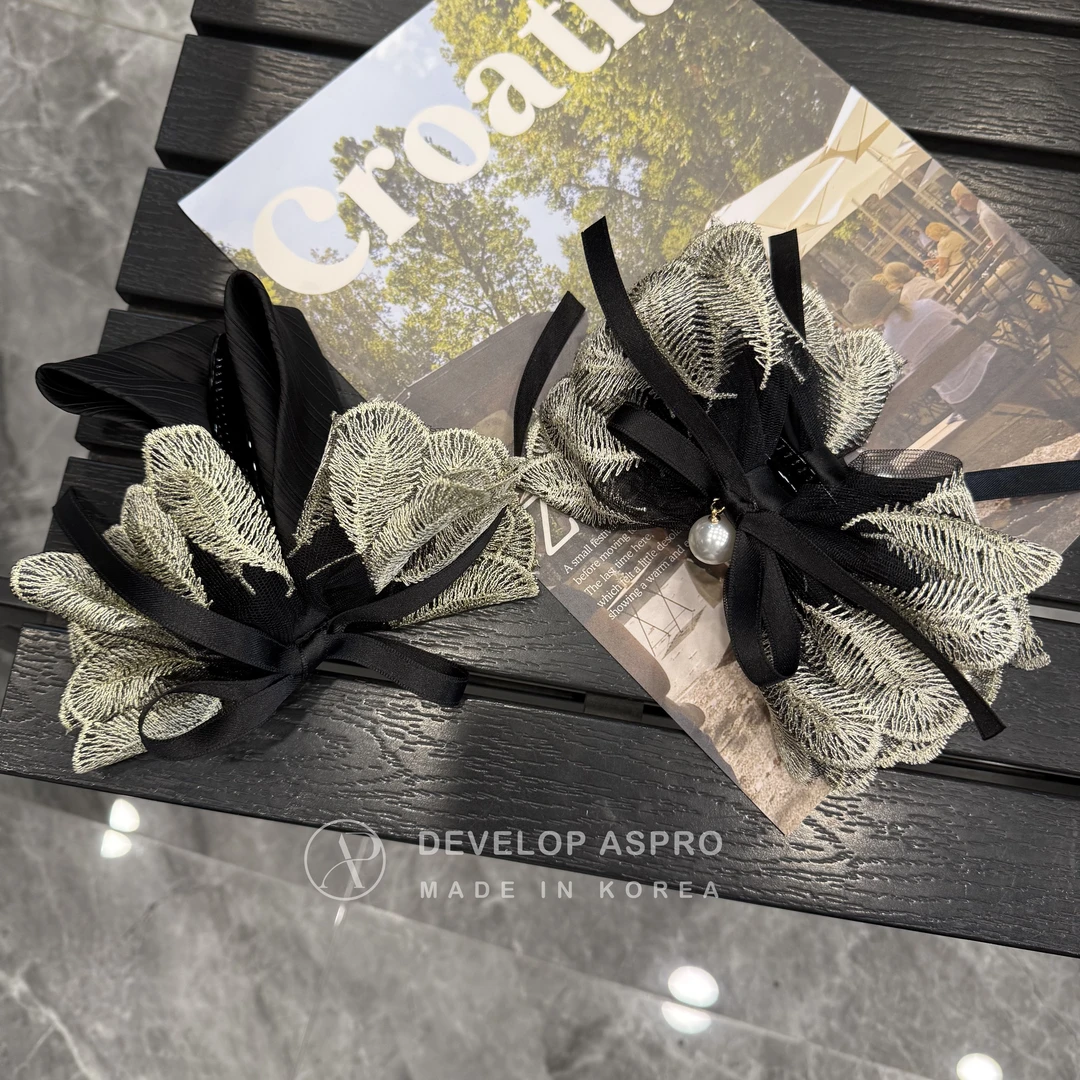 【现货 韩国原创设计款】韩国新款正品爆款减龄香蕉夹D6-11-XP229