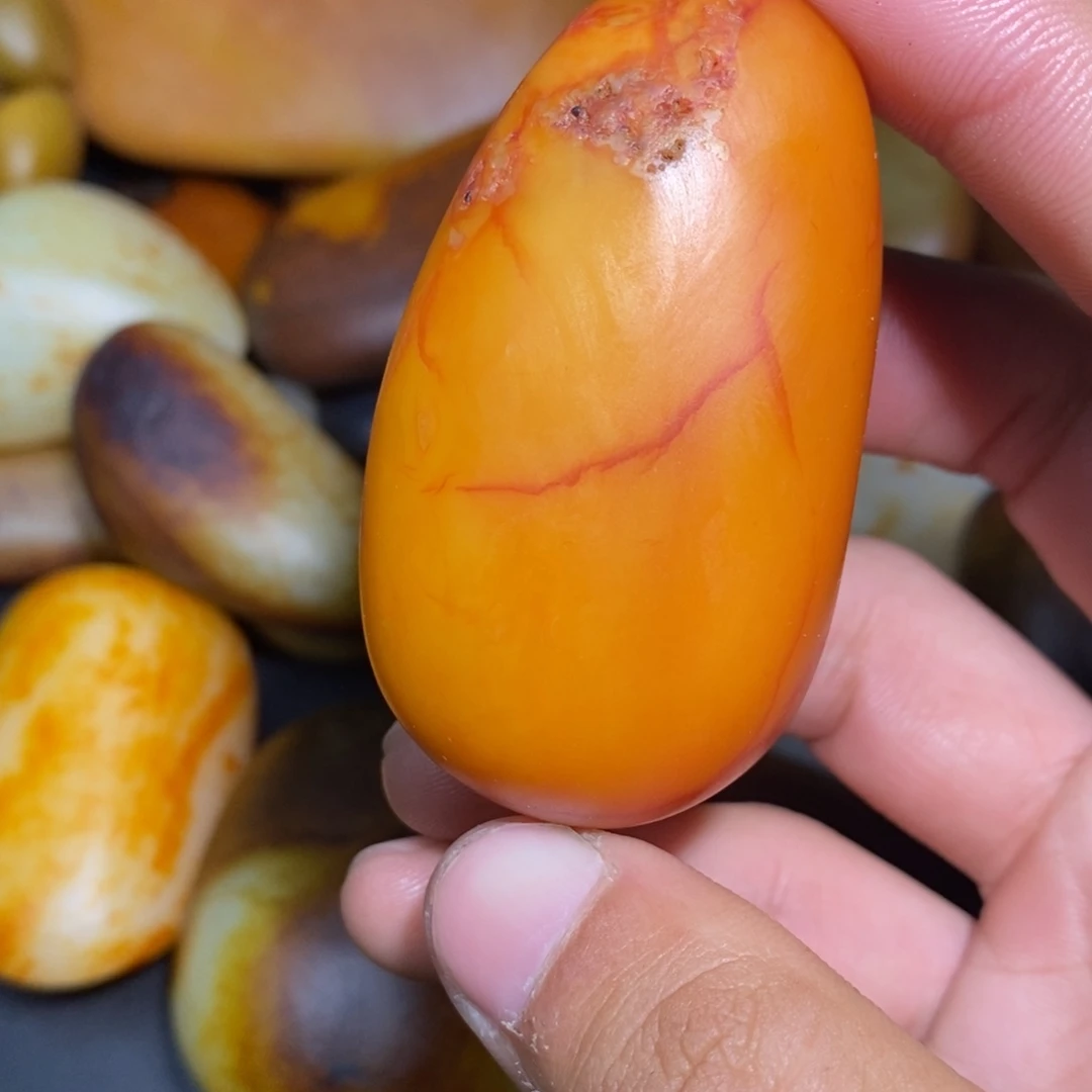 和田玉未镶嵌珠宝奇石