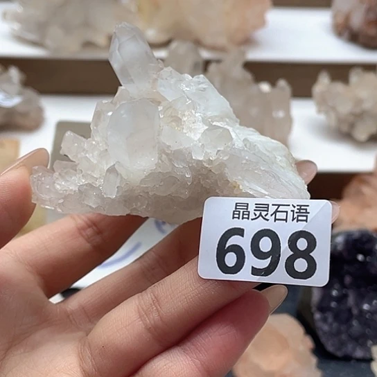 未镶嵌水晶大型摆件（非配饰）