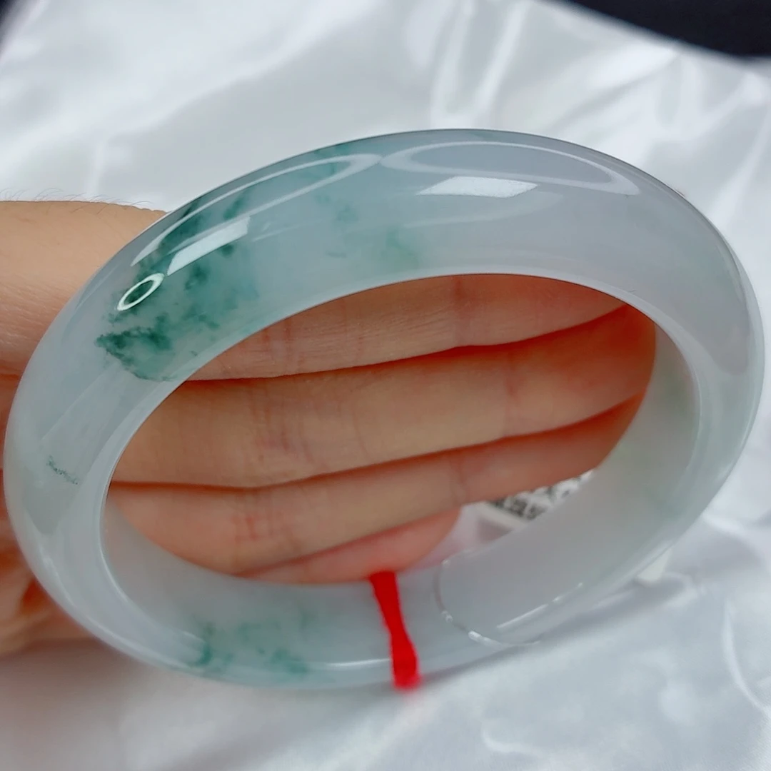 翡翠未镶嵌手镯58正圈，糯冰起胶，梦幻淡底蕴，强推