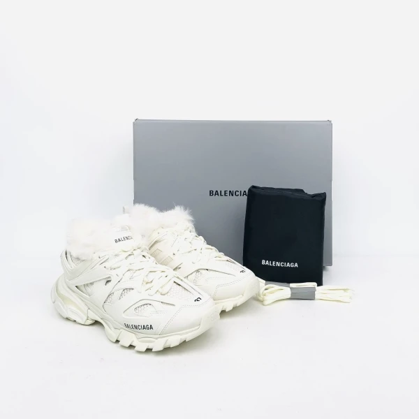 巴黎世家/鞋类/37/Y968032915/251022QR0019