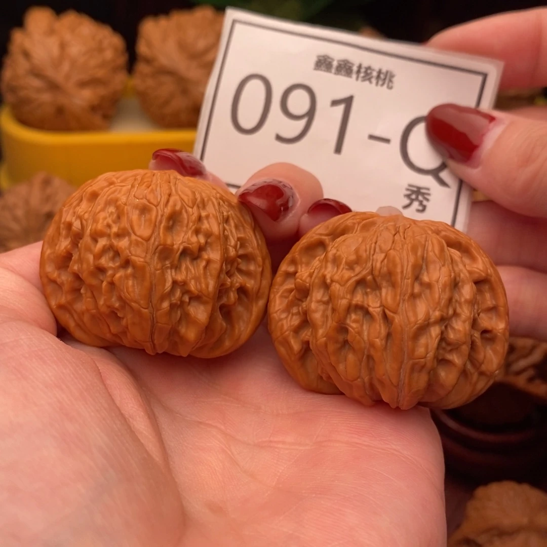 文玩核桃把件正磨40