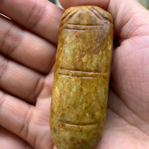 【闪购商品】未镶嵌岫岩河磨玉（透闪石质玉）挂件