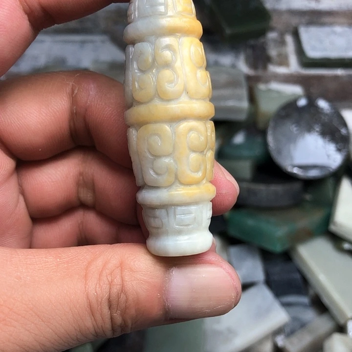 和田玉未镶嵌颈饰k***n