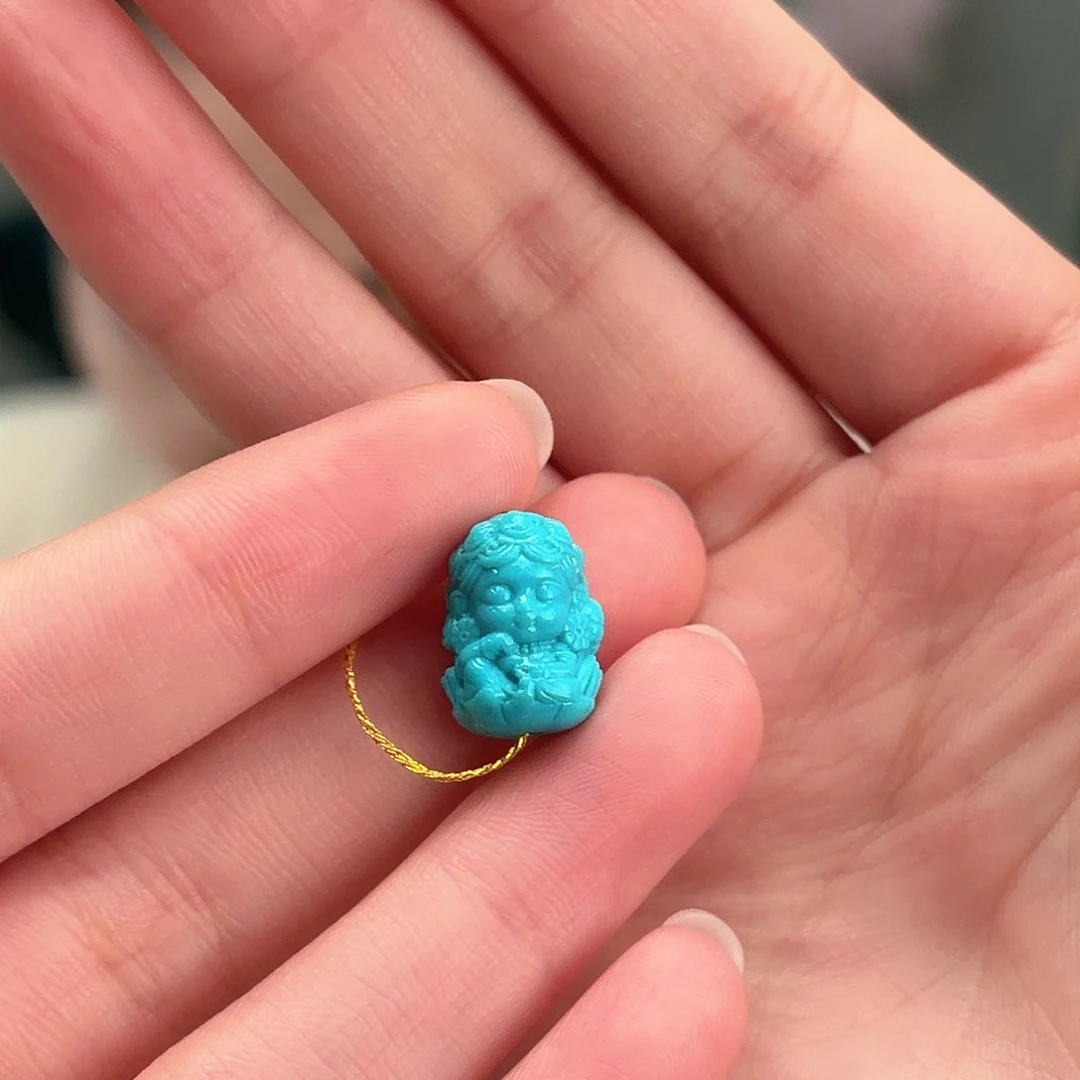 绿松石未镶嵌颈饰