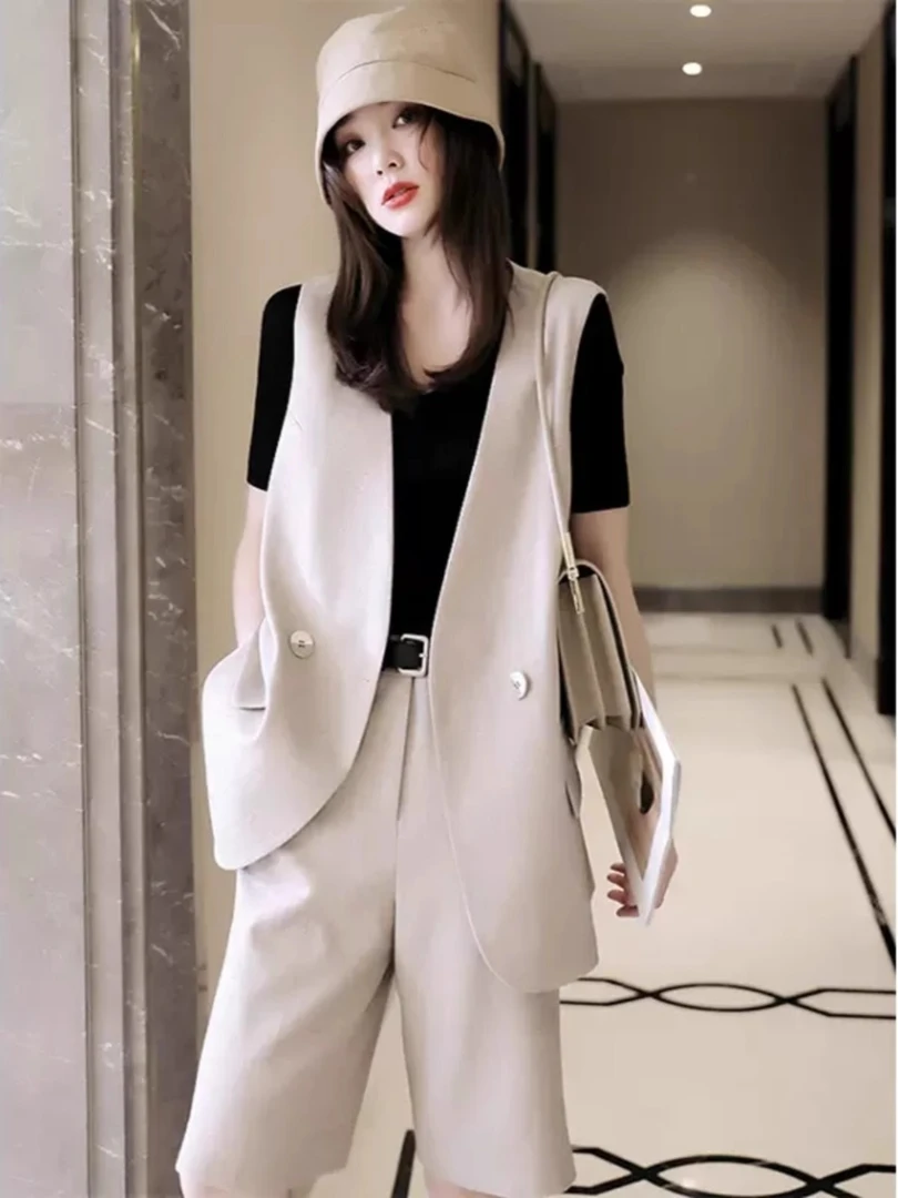 0328时尚西装马甲短裤套装女时髦洋气新款宽松无领西服马夹两件套