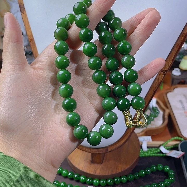 和田玉（碧玉）未镶嵌颈饰12