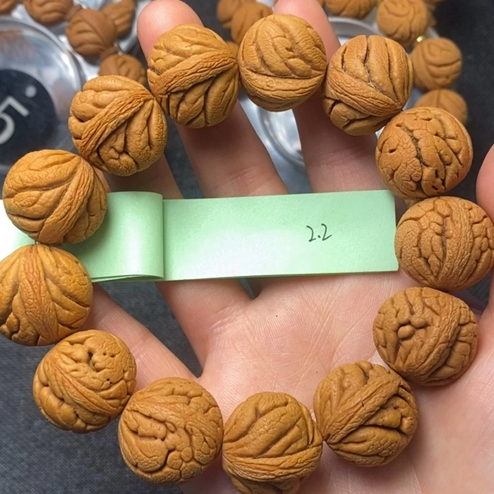 吊坠桃核秦岭山野生桃核