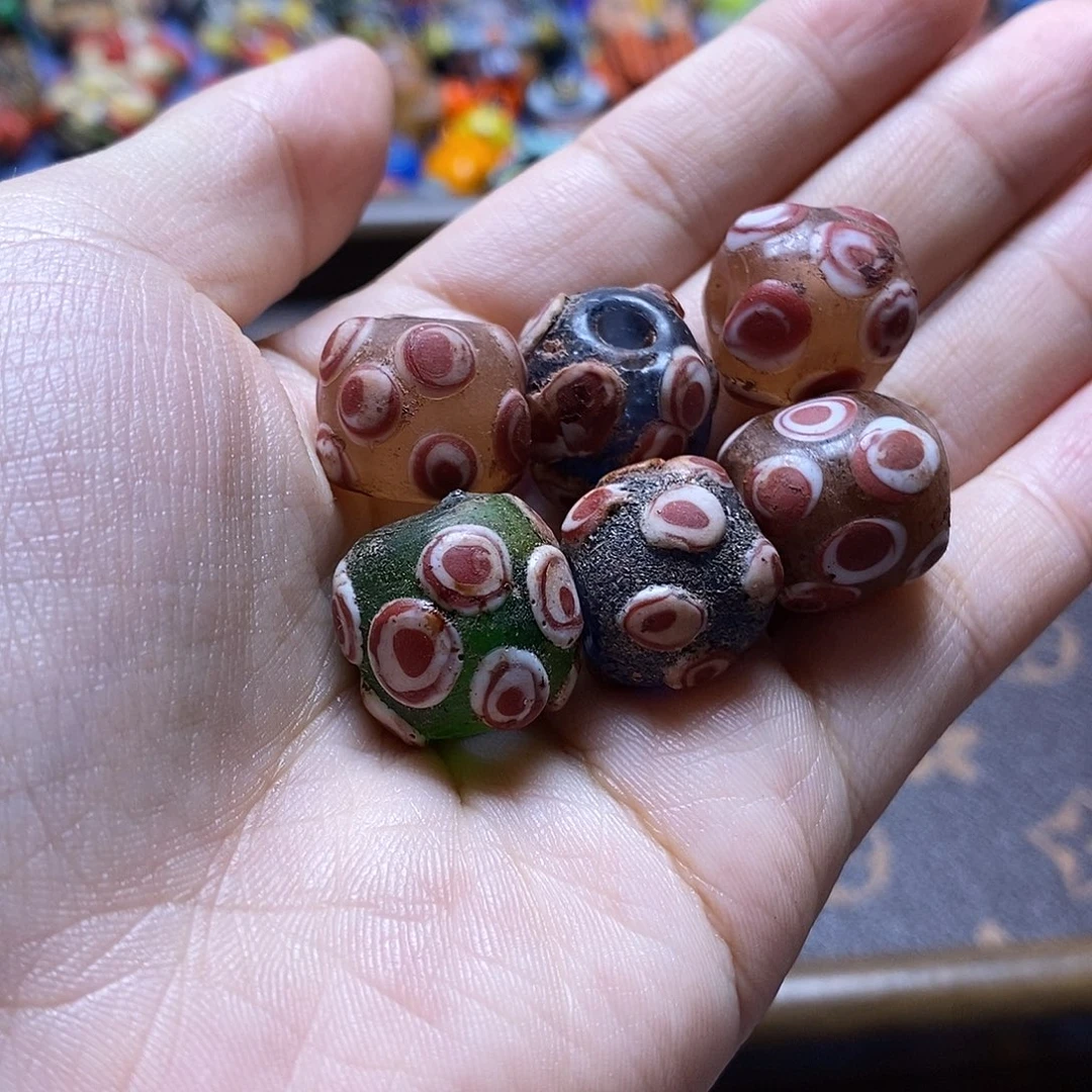 琉璃颈饰微瑕老珠子随机一颗不退换