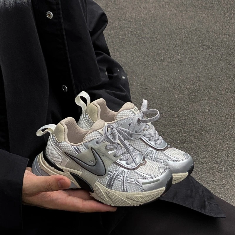 2025春季新款儿童运动鞋老爹鞋跑步鞋男童女童鞋子休闲鞋防滑轻便