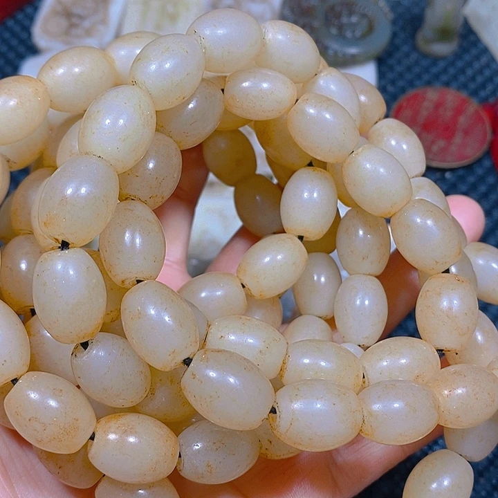 未镶嵌手链和田玉（糖玉）