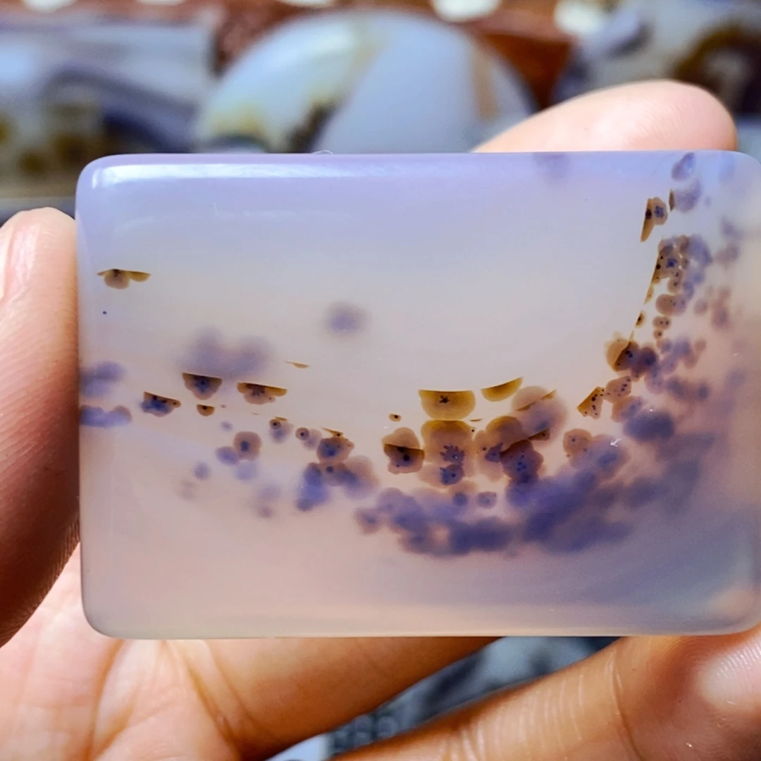 玛瑙/玉髓未镶嵌珠宝半成品