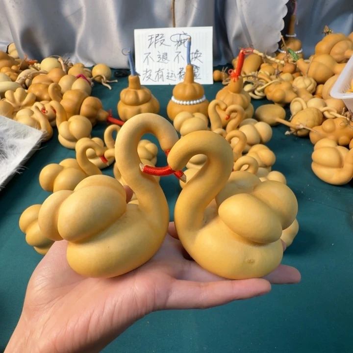 L***.大叶紫檀（黑酸枝木类）